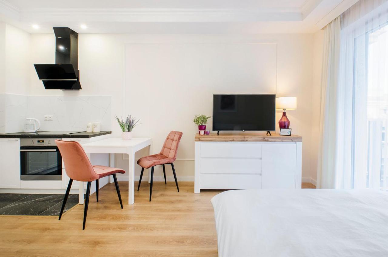 Aparthouse Deluxe Lodz  Luaran gambar